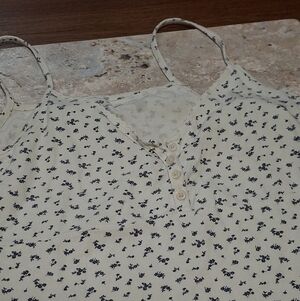 Brandy Melville Floral White Blue Spaghetti Strap Top Cami